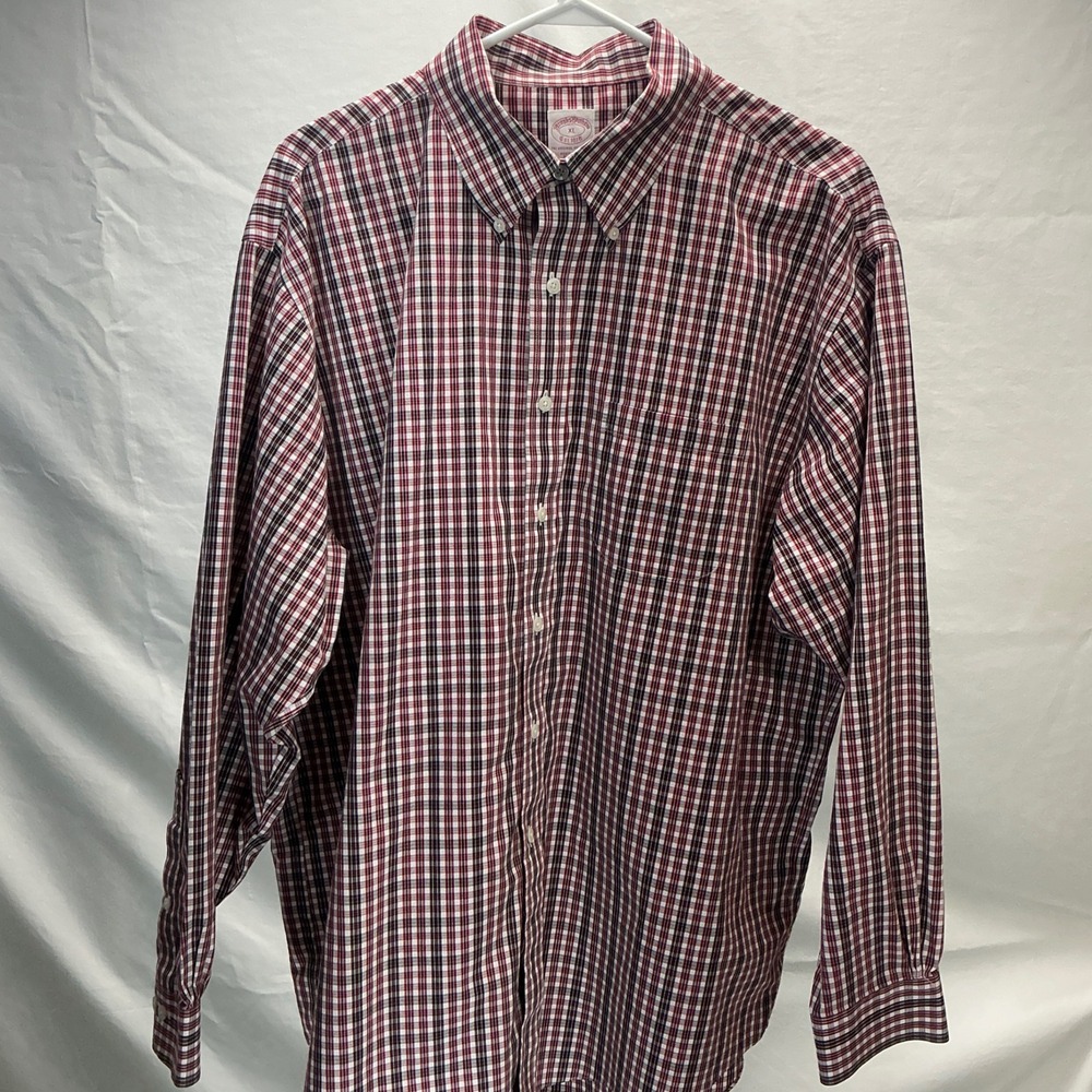 Brooks Brothers Red Plaid Button Down Long Sleeve Regular Fit Shirt XL Non-Iron